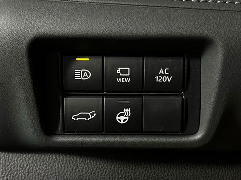 Certified 2026 Toyota Highlander Platinum image 20