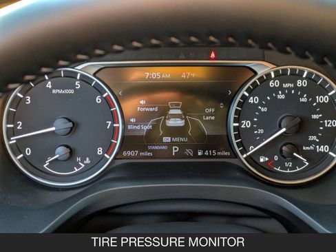 Certified 2025 Nissan Rogue SV image 19