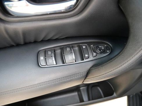 Certified 2024 Nissan Armada SL w/ Midnight Edition Package image 15