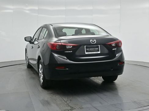 Used 2018 MAZDA MAZDA3 Sport image 24