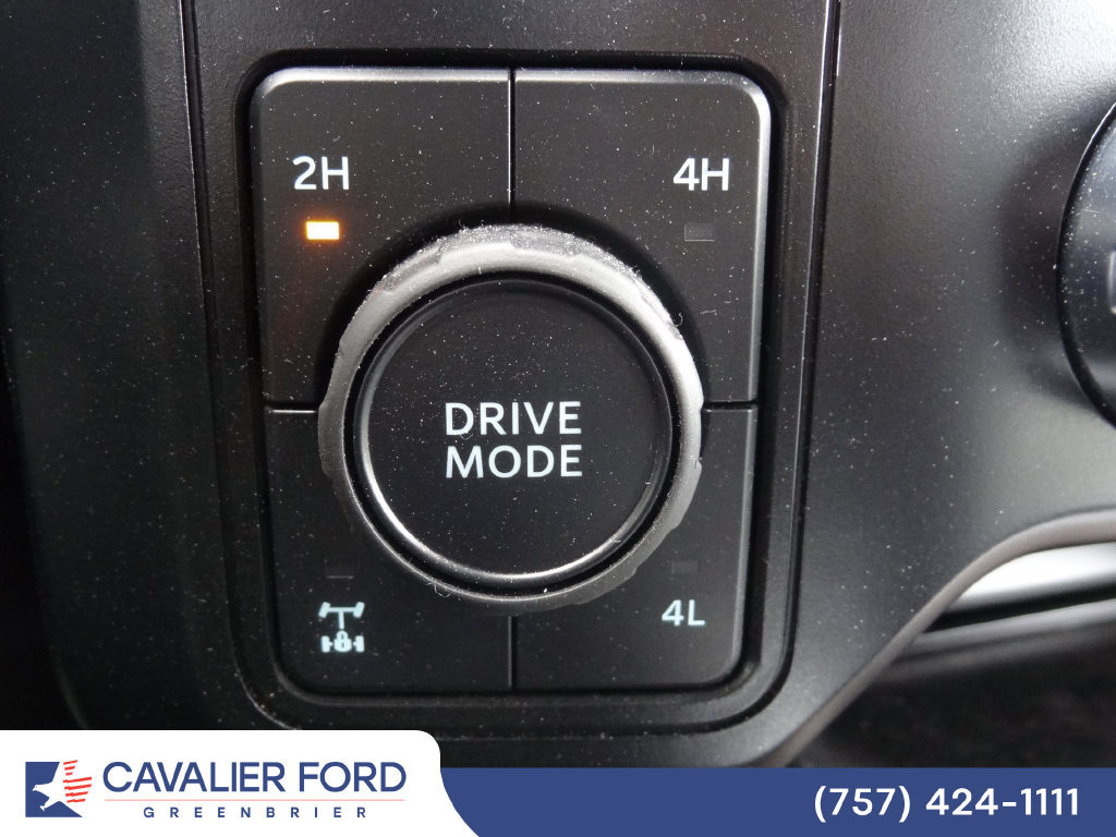 Certified 2024 Ford F350 Lariat w/ Lariat Ultimate Package AWD/4WD image 25