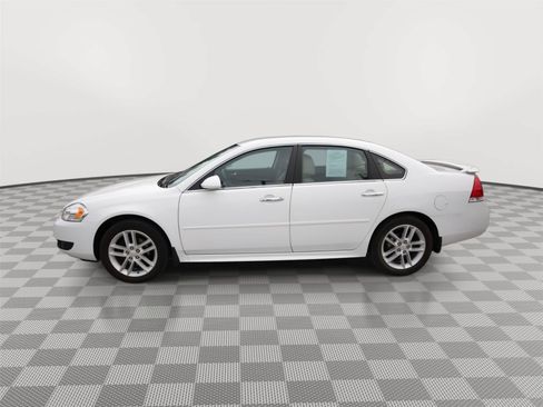 Used 2013 Chevrolet Impala LTZ FWD image 8