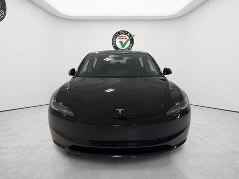 Used 2025 Tesla Model 3 Long Range RWD image 8