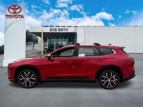 New 2026 Toyota Crown Signia image 9