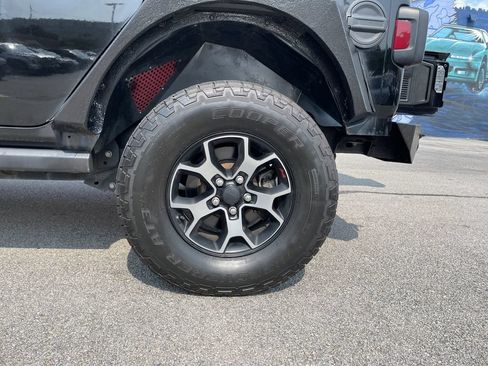 Certified 2018 Jeep Wrangler Unlimited Rubicon AWD/4WD image 10