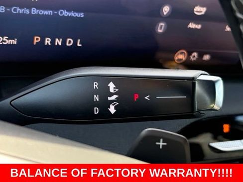 Used 2025 Buick Enclave Sport Touring FWD image 25