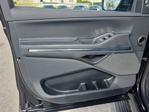 New 2026 Lincoln Navigator Reserve image 19