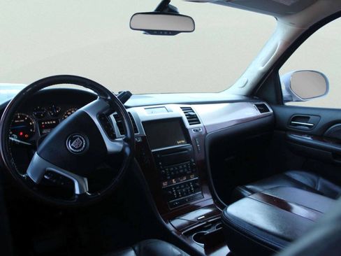 Used 2008 Cadillac Escalade EXT AWD/4WD image 8