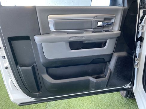 Used 2018 RAM 2500 Tradesman w/ Power & Remote Entry Group image 10