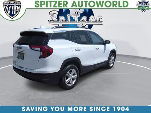 Used 2023 GMC Terrain SLE w/ Driver Convenience Package FWD image 9