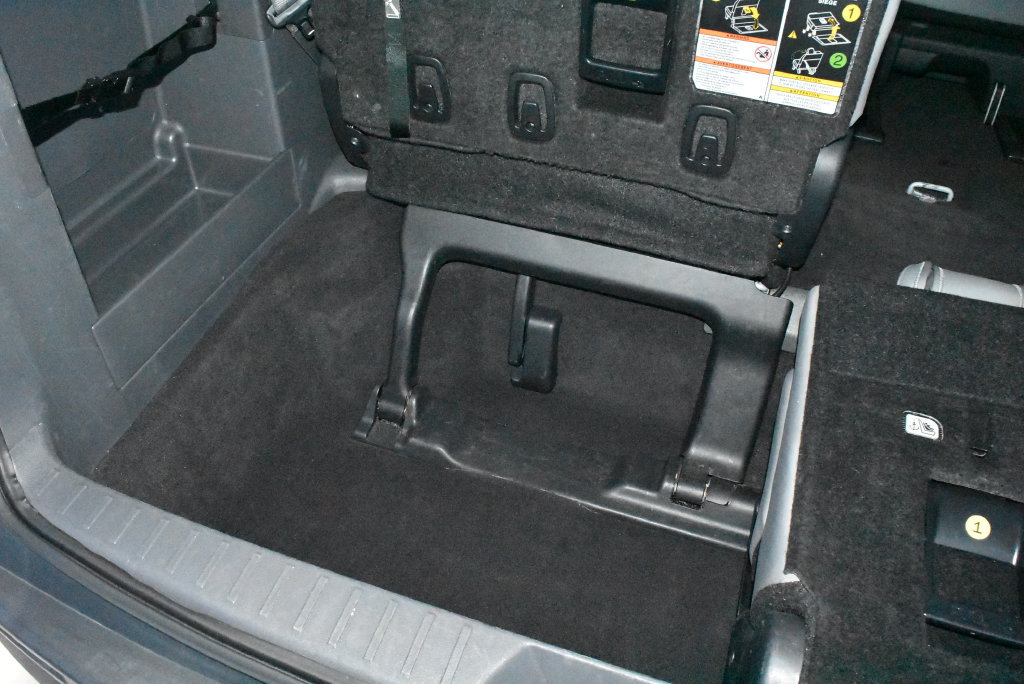 Used 2024 Toyota Sienna XLE FWD image 30