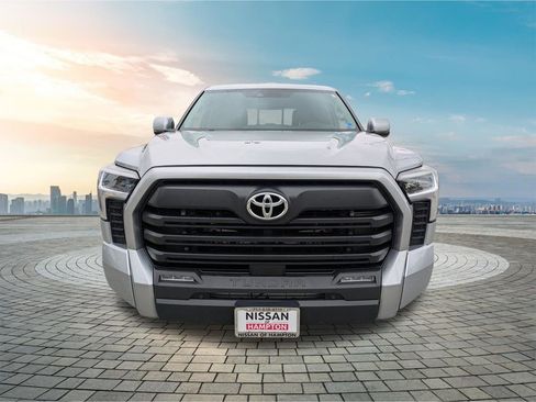 Used 2023 Toyota Tundra SR5 w/ SR5 Convenience Package RWD image 10