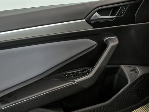 New 2026 Volkswagen Jetta SE FWD image 5