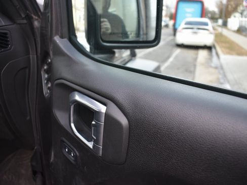 Used 2023 Jeep Wrangler Willys image 23