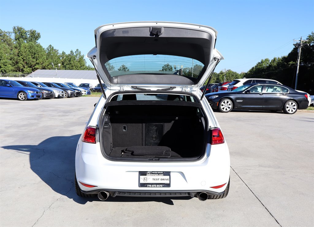 Used 2017 Volkswagen Golf Wolfsburg Edition FWD image 31