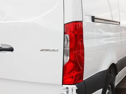 New 2025 Mercedes-Benz Sprinter 2500 image 36