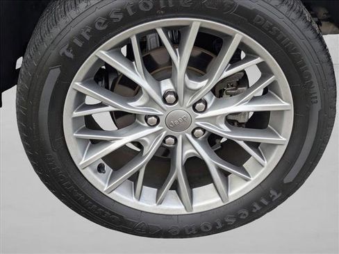 Used 2022 Jeep Grand Cherokee Summit w/ Adv Protech Group IV image 16