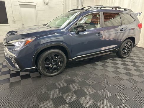 Used 2023 Subaru Ascent Onyx Edition Limited AWD/4WD image 5