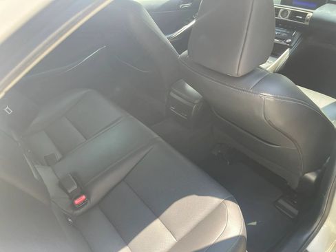 Used 2014 Lexus IS 250 RWD image 13