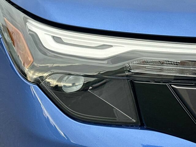 New 2026 Subaru Forester Premium AWD/4WD image 32