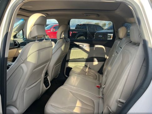 Used 2019 Lincoln Nautilus Reserve w/ Driver Assistance Package image 15