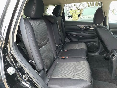 Used 2019 Nissan Rogue SV image 27