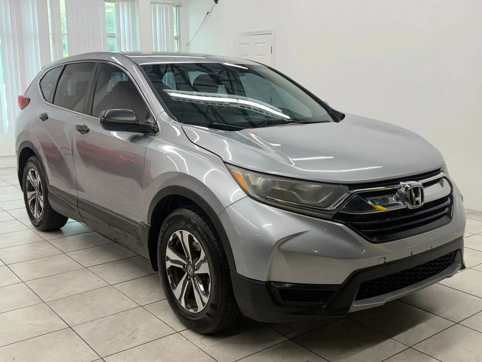 Used 2018 Honda CR-V LX image 1