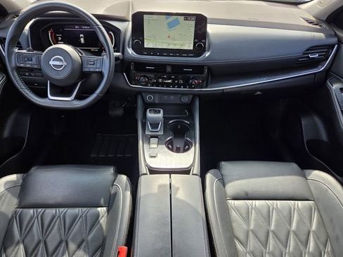Certified 2023 Nissan Rogue Platinum w/ Platinum Premium Package FWD image 12