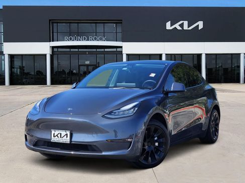 Used 2021 Tesla Model Y Long Range AWD/4WD image 1