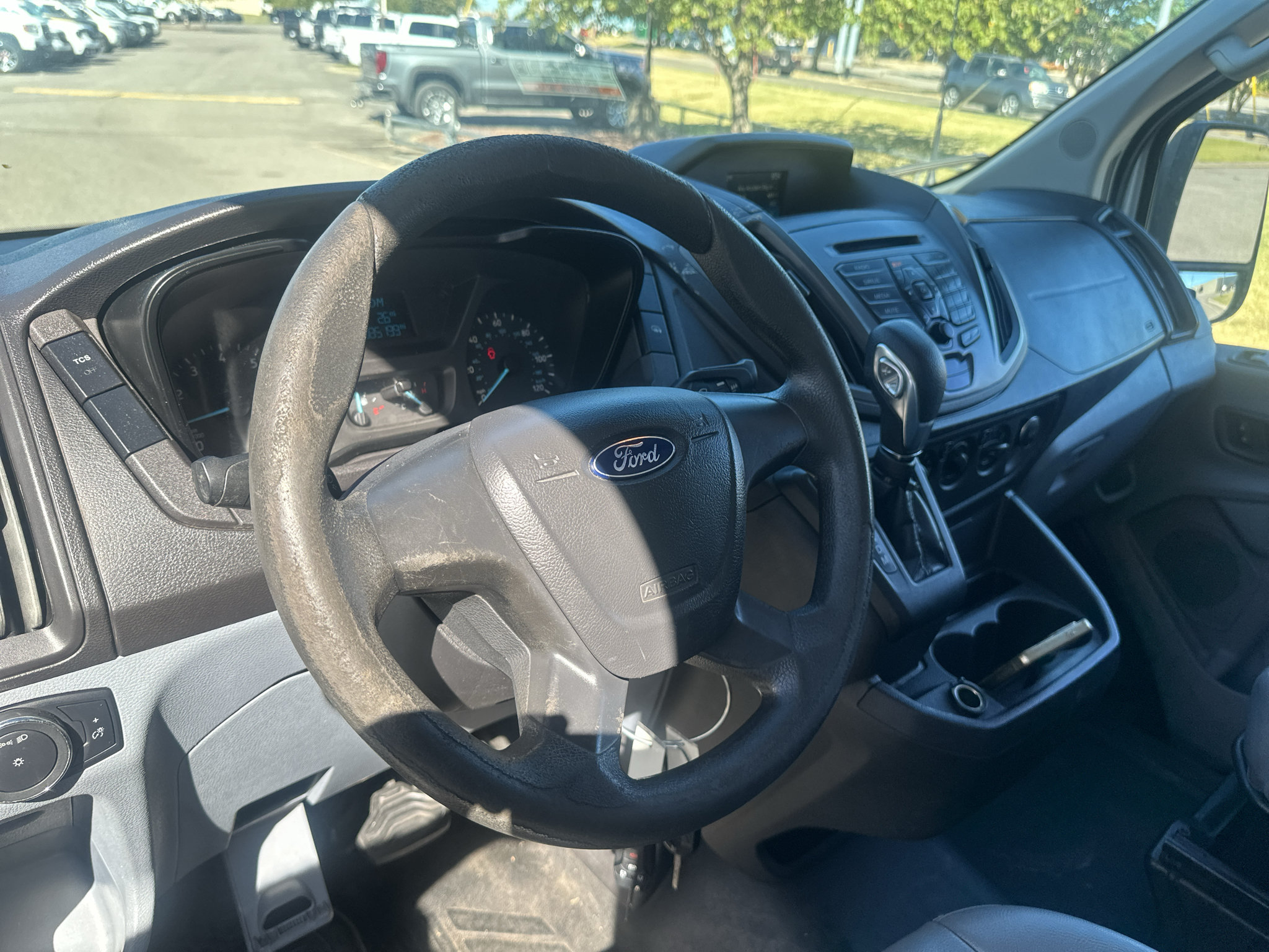 Used 2019 Ford Transit 150 148 Medium Roof RWD image 17