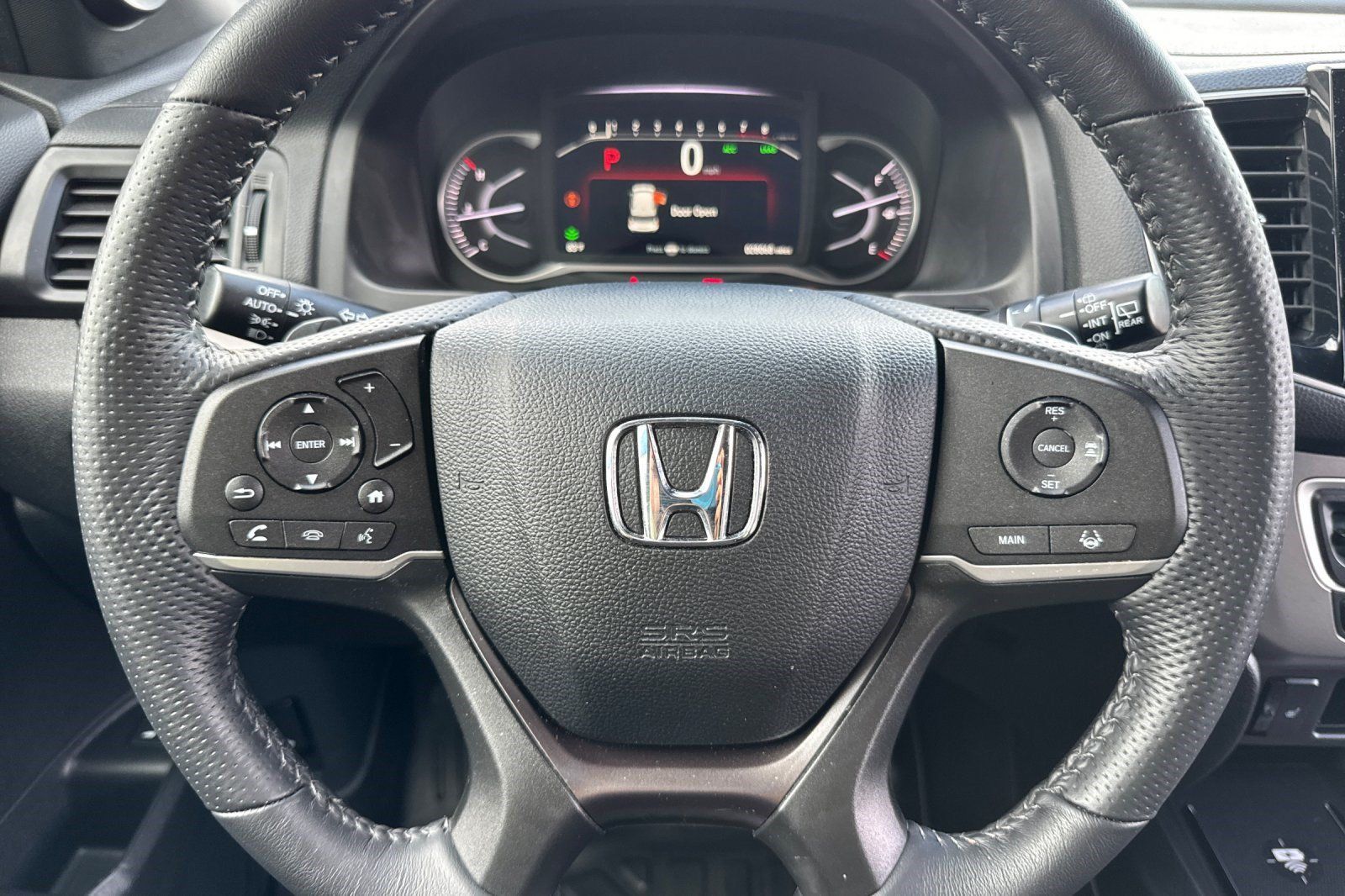 Used 2024 Honda Passport EX-L image 11