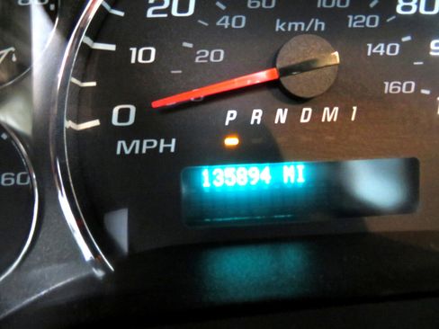 Used 2019 Chevrolet Express 2500 2500 Cargo Extended w/ Driver Convenience Package image 8