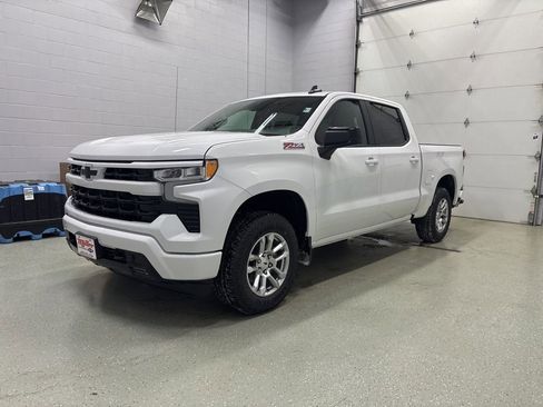 New 2026 Chevrolet Silverado 1500 RST AWD/4WD image 6