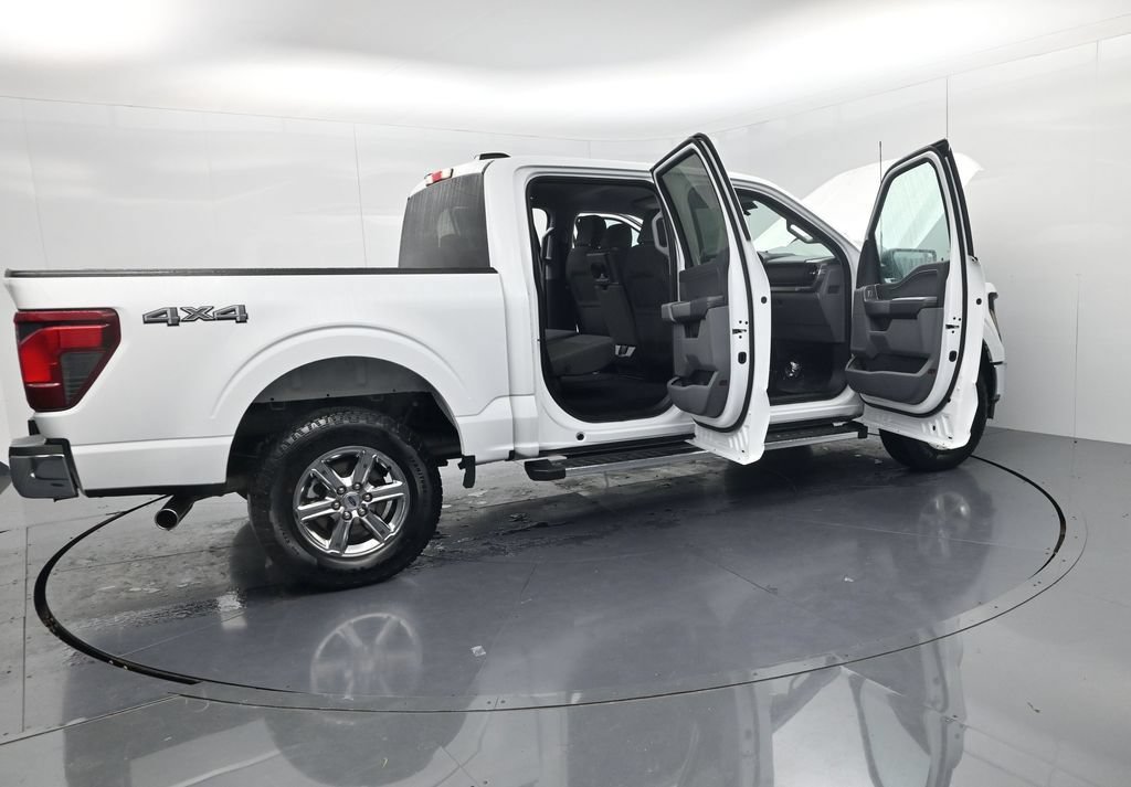 Used 2025 Ford F150 XLT w/ Equipment Group 301A Standard AWD/4WD image 63