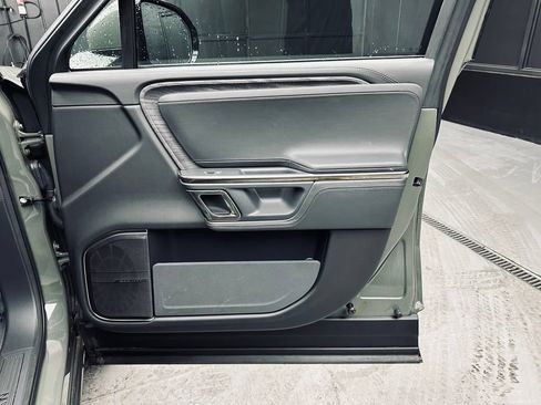 Used 2022 Rivian R1T Launch Edition AWD/4WD image 25
