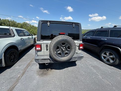 Used 2021 Jeep Wrangler Unlimited Sport AWD/4WD image 7