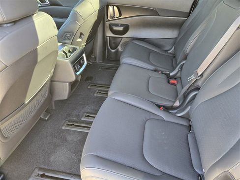 New 2026 Kia Carnival SX Prestige FWD image 22