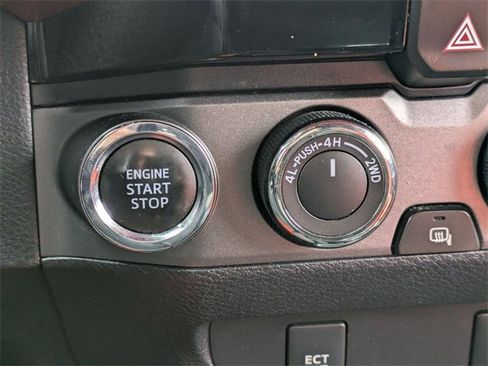 Used 2017 Toyota Tacoma TRD Pro image 26