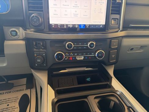 Used 2024 Ford F350 Limited w/ FX4 Off-Road Package image 16