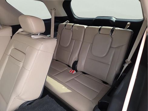 Used 2020 Ford Explorer XLT w/ Equipment Group 202A image 15