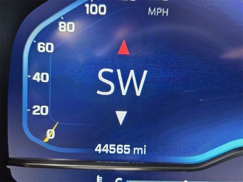 Used 2023 Chevrolet Tahoe RST w/ Luxury Package image 29