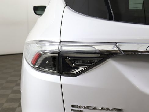 Used 2023 Buick Enclave Avenir w/ Avenir Technology Package image 21