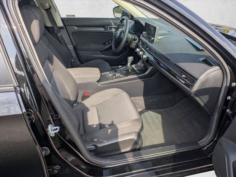 Used 2025 Honda Civic LX image 18