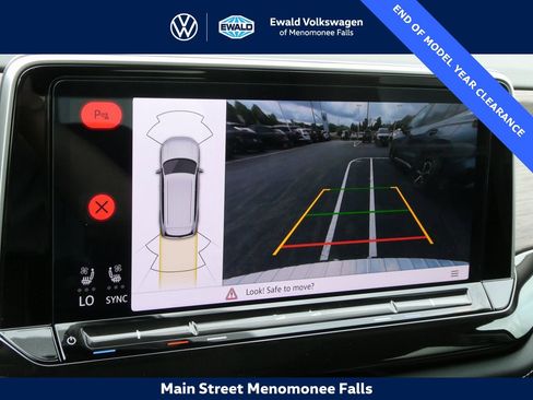 Certified 2025 Volkswagen Atlas SEL image 8