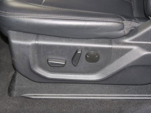 Certified 2024 Ford Expedition Max XLT image 23