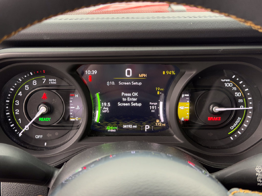 Used 2024 Jeep Wrangler Unlimited Sahara w/ Technology Group AWD/4WD image 11
