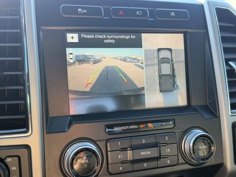 Used 2018 Ford F150 Lariat w/ Equipment Group 502A Luxury image 23