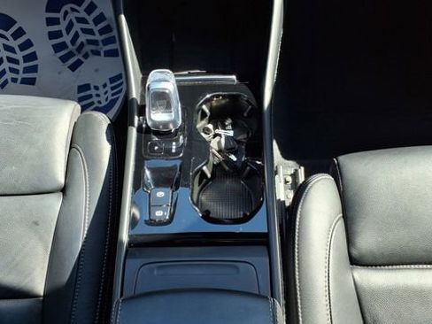 Used 2023 Volvo XC40 B5 Plus w/ Driver Assist Package image 30