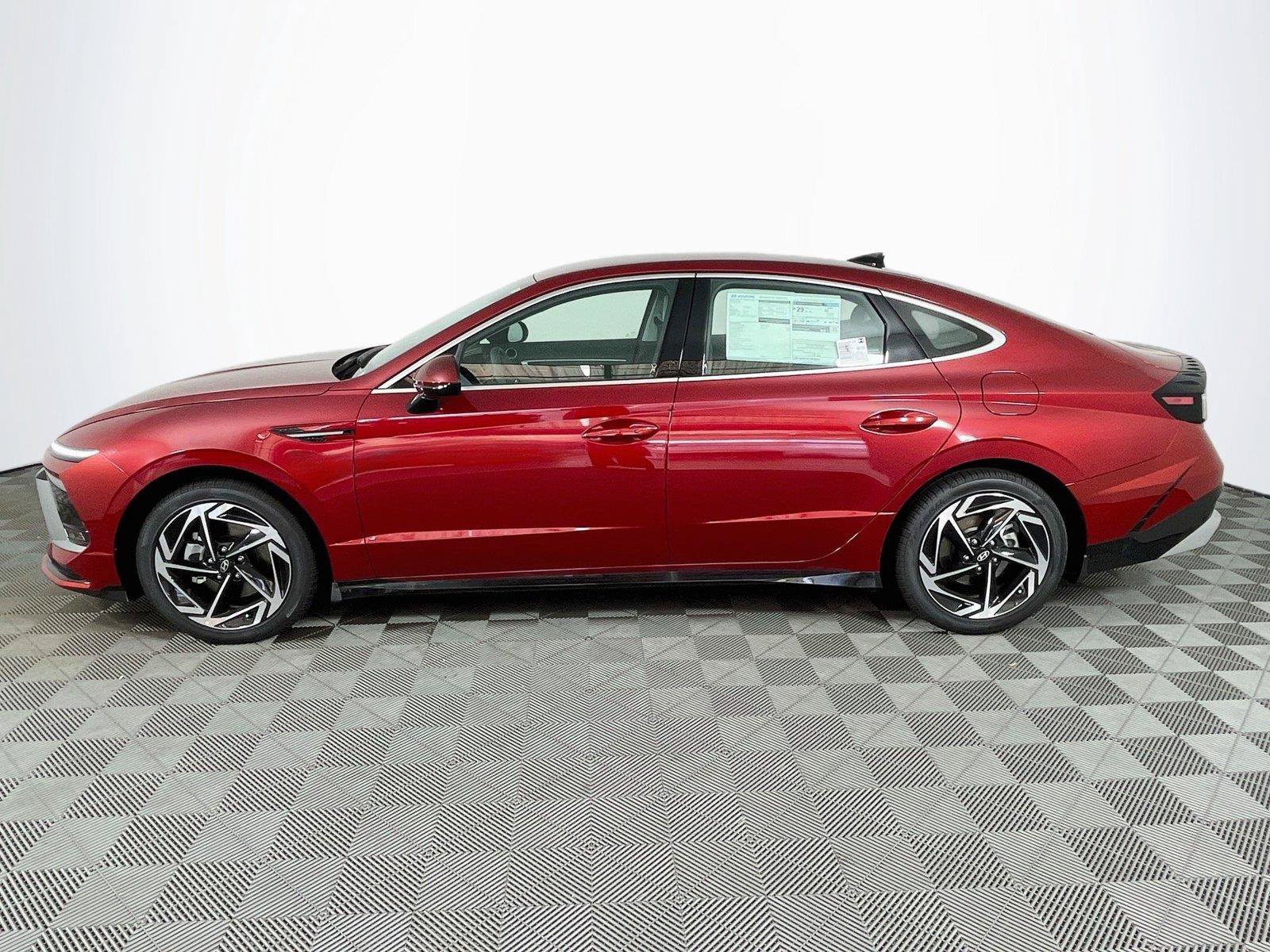 New 2026 Hyundai Sonata SEL FWD image 3