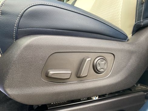 Certified 2025 Kia Carnival SX Prestige image 29